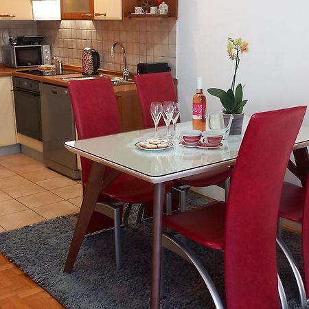 Apartment Harmony - Pleasant And Comfortable Place With A Balcony And A Secured Garage スプリト エクステリア 写真