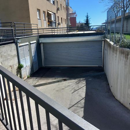 Apartment Harmony - Pleasant And Comfortable Place With A Balcony And A Secured Garage スプリト エクステリア 写真
