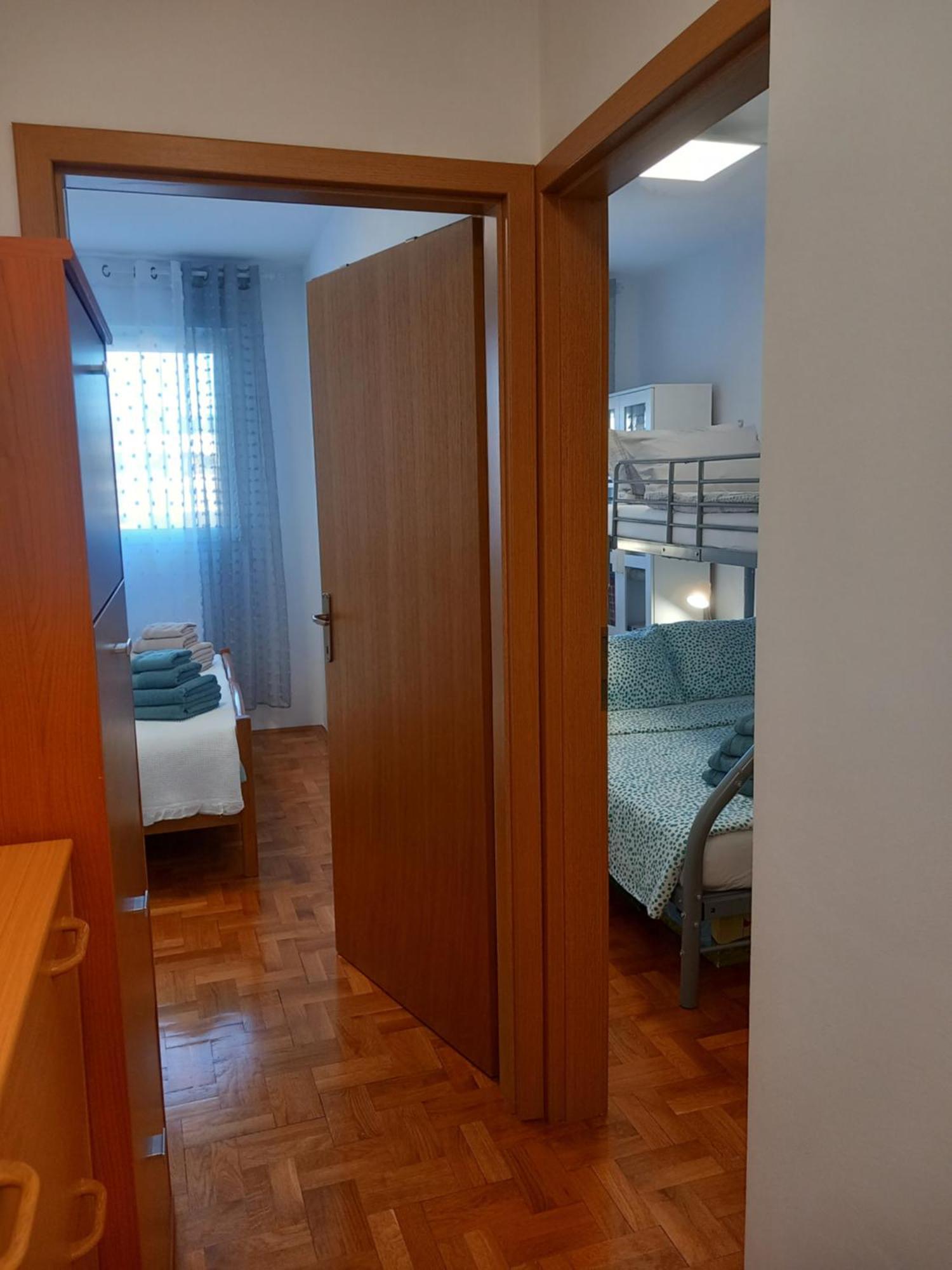 Apartment Harmony - Pleasant And Comfortable Place With A Balcony And A Secured Garage スプリト エクステリア 写真