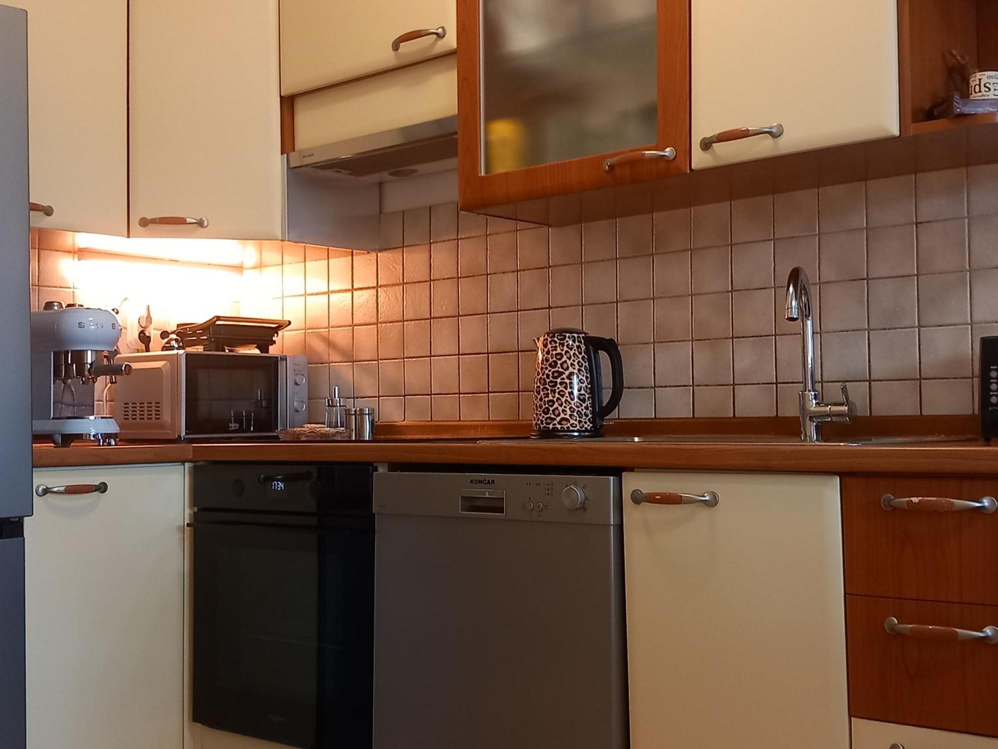 Apartment Harmony - Pleasant And Comfortable Place With A Balcony And A Secured Garage スプリト エクステリア 写真